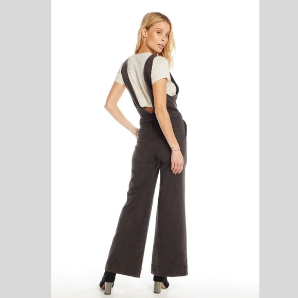 Chaser | Deep V-Neck Jumpsuit - Picture 4 of 16